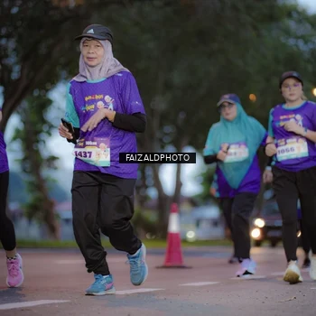 Runner Photo 8325224