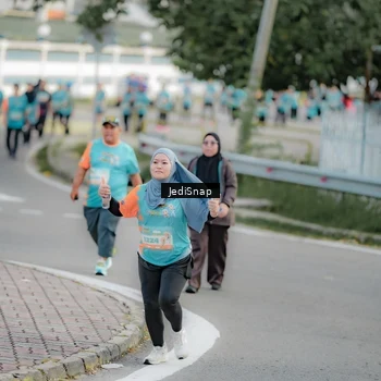 Runner Photo 8325226