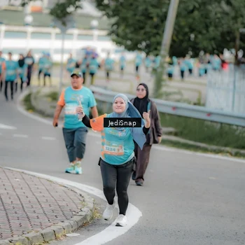 Runner Photo 8325237