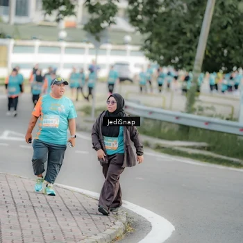 Runner Photo 8325242