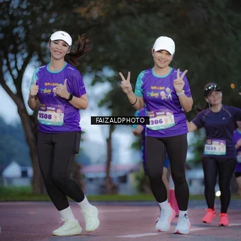 Runner Photo 8325244