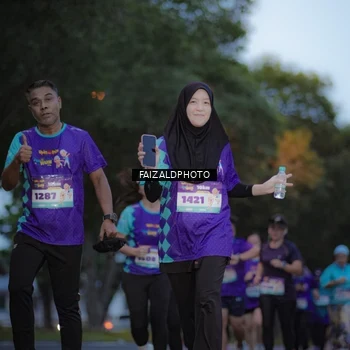 Runner Photo 8325252