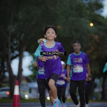 Runner Photo 8325261