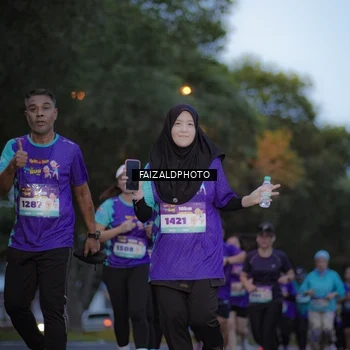 Runner Photo 8325264