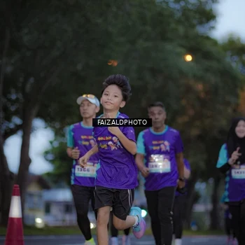 Runner Photo 8325265