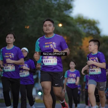 Runner Photo 8325279