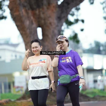 Runner Photo 8325285