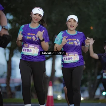 Runner Photo 8325288