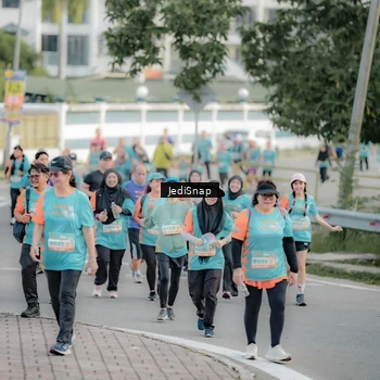Runner Photo 8325290