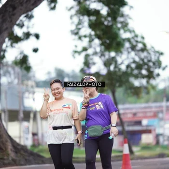 Runner Photo 8325301
