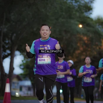 Runner Photo 8325306