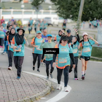 Runner Photo 8325327