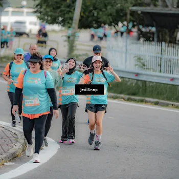 Runner Photo 8325328