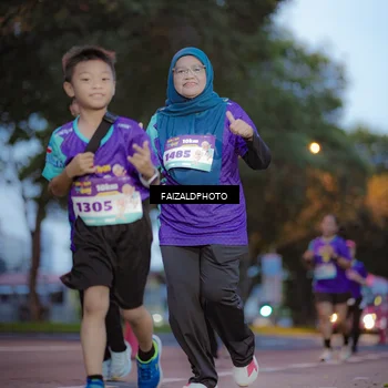 Runner Photo 8325338
