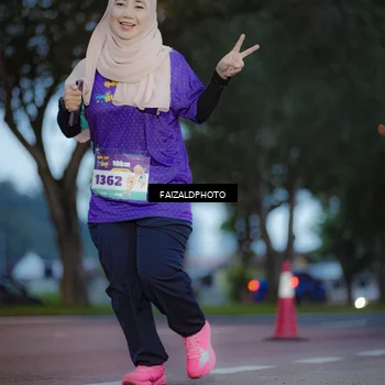 Runner Photo 8325358
