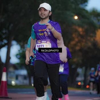 Runner Photo 8325367