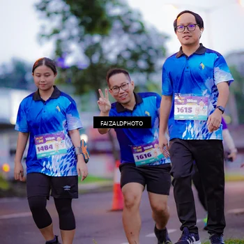 Runner Photo 8325374