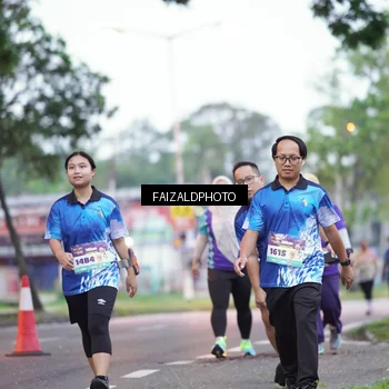 Runner Photo 8325381