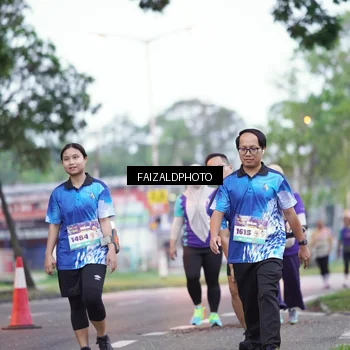 Runner Photo 8325382