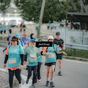 Runner Photo 8325388