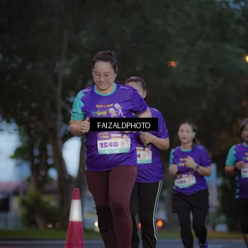 Runner Photo 8325391