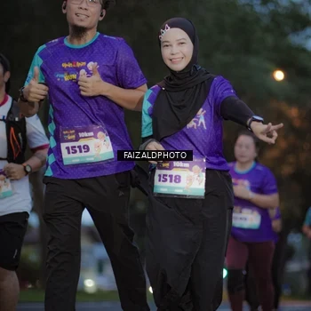 Runner Photo 8325394