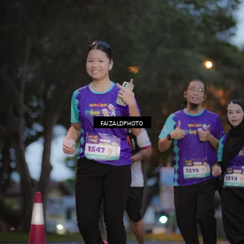 Runner Photo 8325404