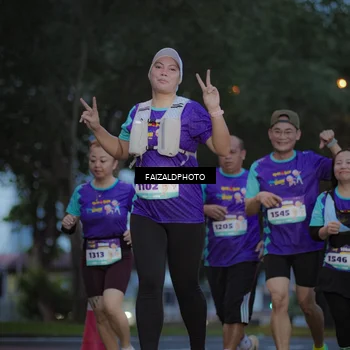 Runner Photo 8325416