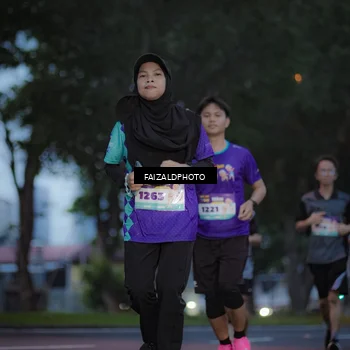 Runner Photo 8325419