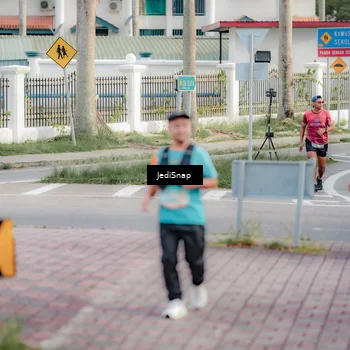 Runner Photo 8325441