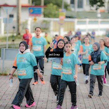 Runner Photo 8325459
