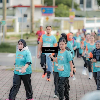 Runner Photo 8325471