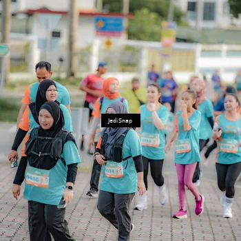Runner Photo 8325486