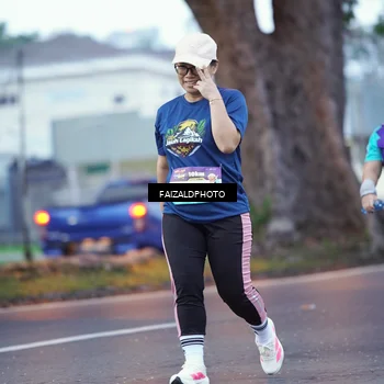 Runner Photo 8325489