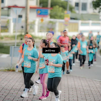 Runner Photo 8325496