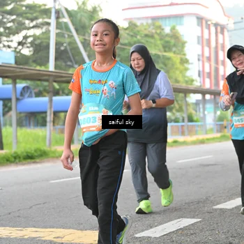 Runner Photo 8325498