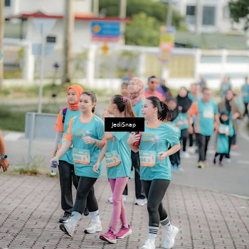 Runner Photo 8325501