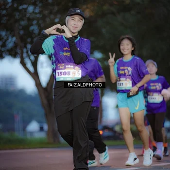 Runner Photo 8325515