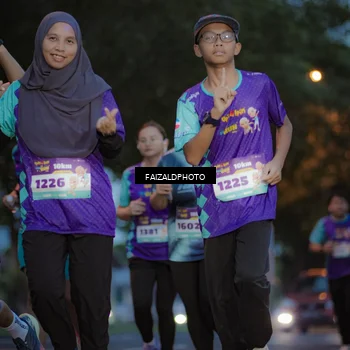 Runner Photo 8325531
