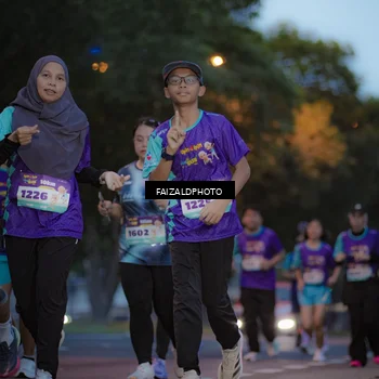 Runner Photo 8325532