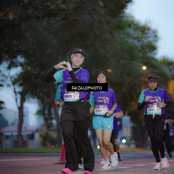 Runner Photo 8325533