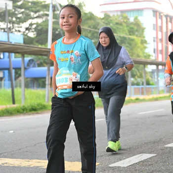 Runner Photo 8325537