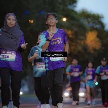 Runner Photo 8325541