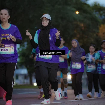 Runner Photo 8325542