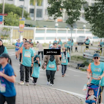 Runner Photo 8325544