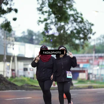 Runner Photo 8325555