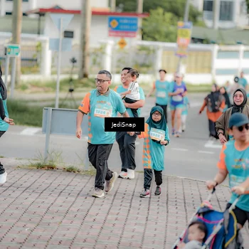 Runner Photo 8325585