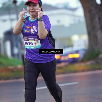 Runner Photo 8325624