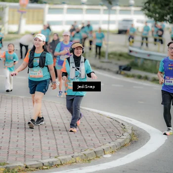 Runner Photo 8325625