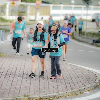 Runner Photo 8325633